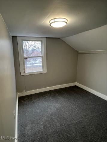 6617 Wakefield Avenue Cleveland OH 44102