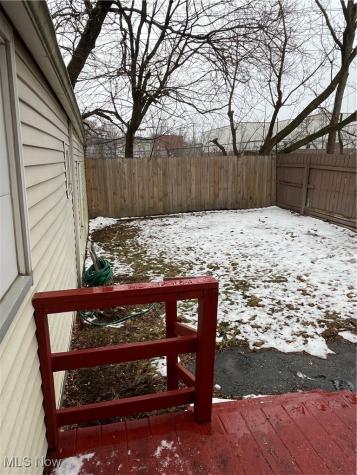 6617 Wakefield Avenue Cleveland OH 44102