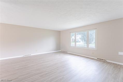 6449 S Park Boulevard Parma OH 44134