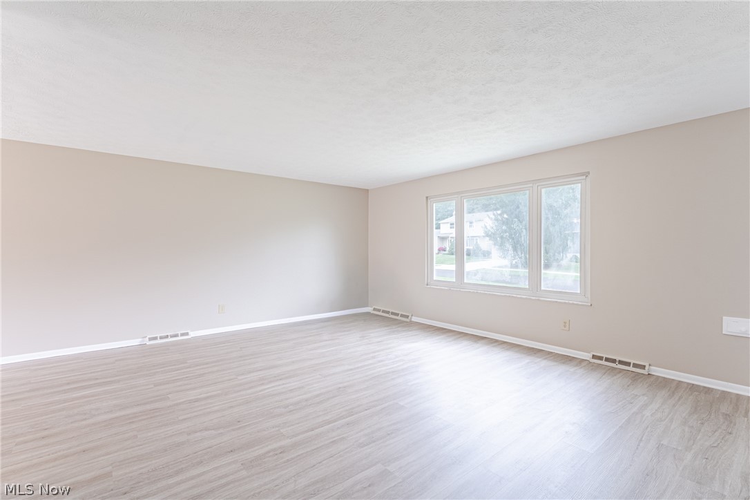 6449 S Park Boulevard Parma OH 44134