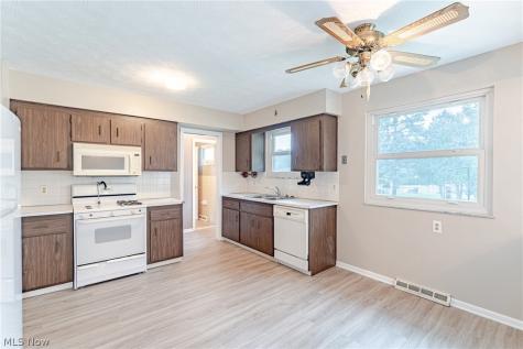 6449 S Park Boulevard Parma OH 44134