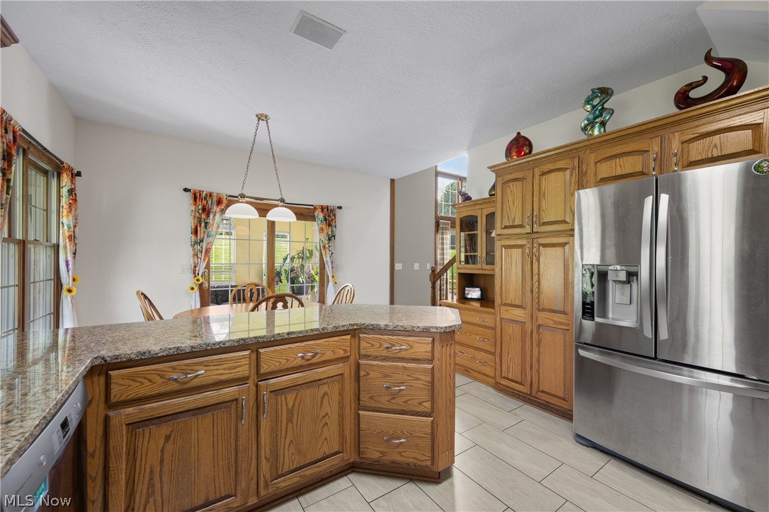 1366 Castalia Drive New Franklin OH 44203