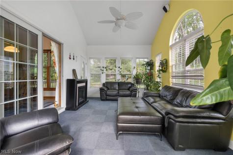 1366 Castalia Drive New Franklin OH 44203