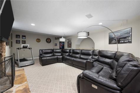 1366 Castalia Drive New Franklin OH 44203