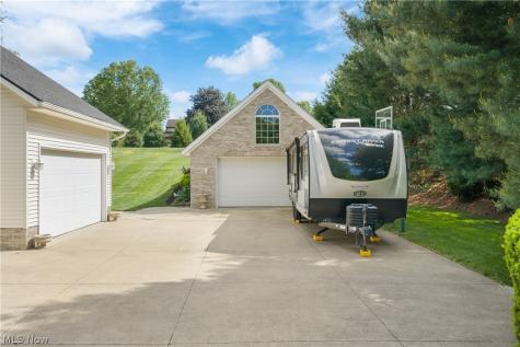 1366 Castalia Drive New Franklin OH 44203