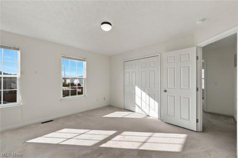 8735 Ashton Pl Drive North Ridgeville OH 44039
