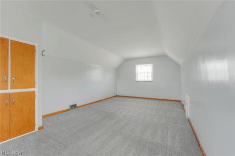 2816 Parklane Drive Parma OH 44134