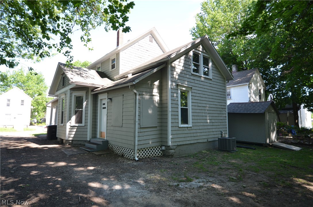 900 Sherman Street Akron OH 44311