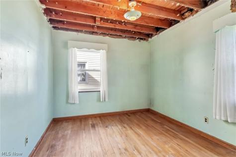 8804 Behrwald Avenue Brooklyn OH 44144