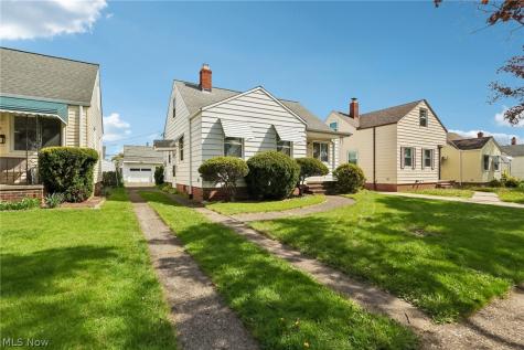 8804 Behrwald Avenue Brooklyn OH 44144