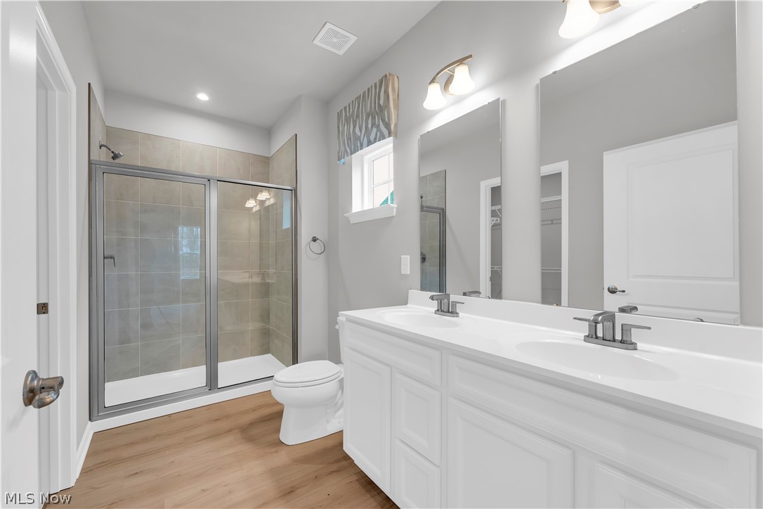15224 Timber Ridge Drive Middlefield OH 44062