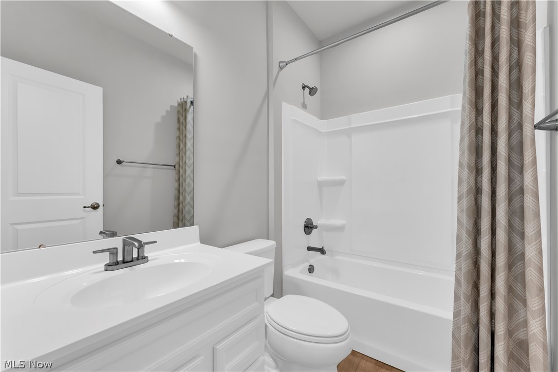 15224 Timber Ridge Drive Middlefield OH 44062