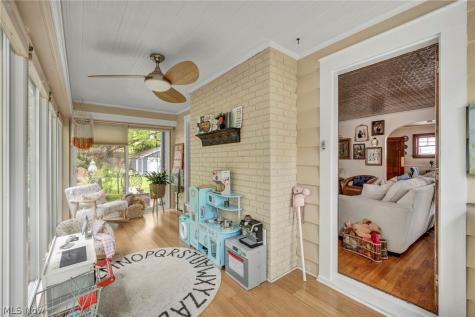 202 Kenilworth Drive Akron OH 44313