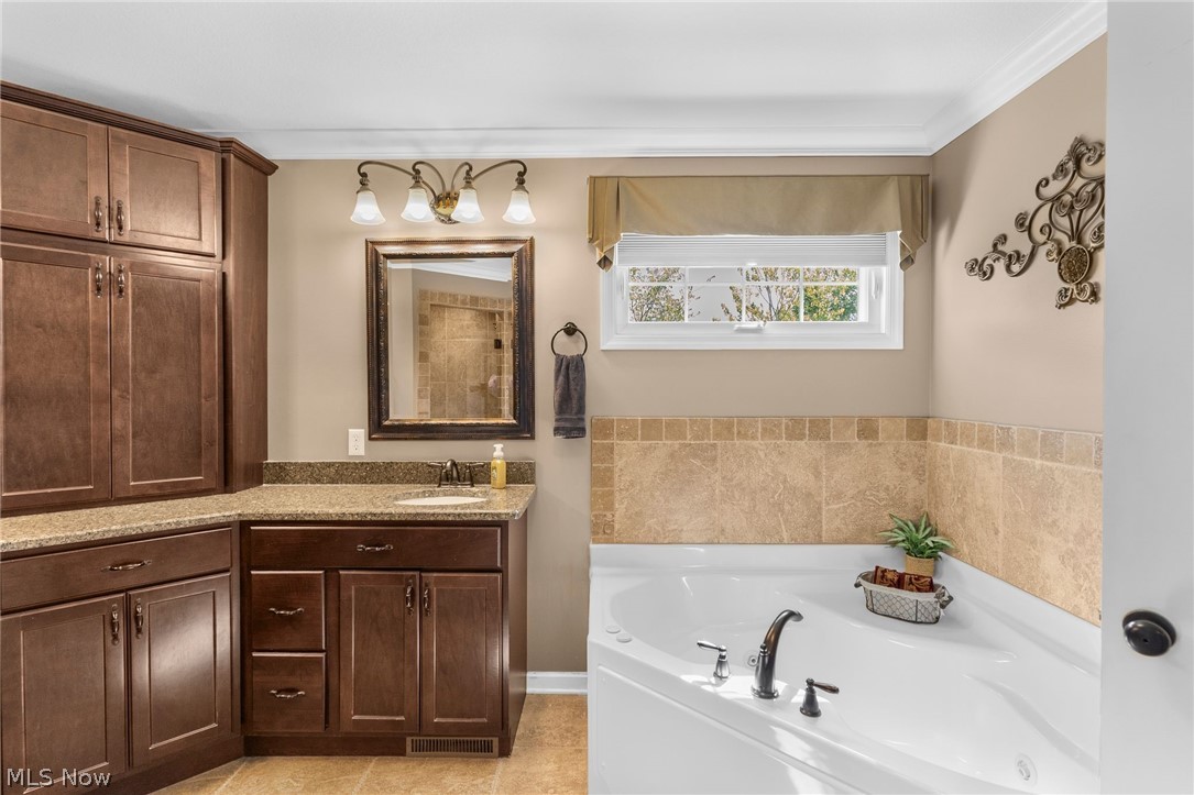 3358 Ridgely Park Drive Poland OH 44514