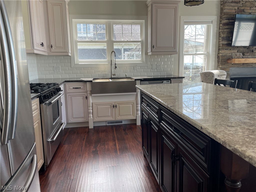 35685 Galalina Boulevard Eastlake OH 44095