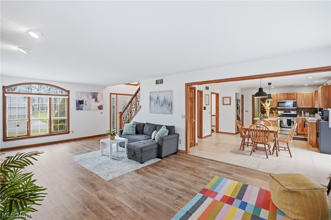 2031 Celestial Drive NE Warren OH 44484