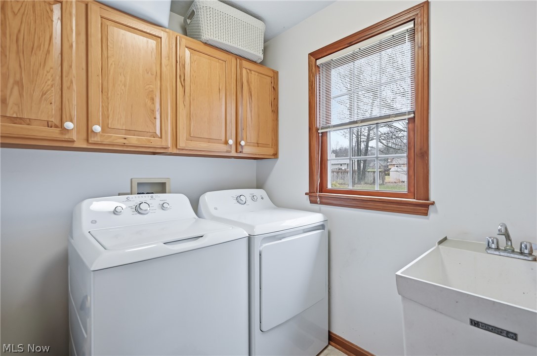 2031 Celestial Drive NE Warren OH 44484