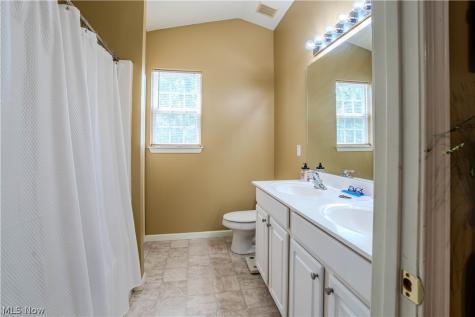 5409 Fountain Circle North Ridgeville OH 44039