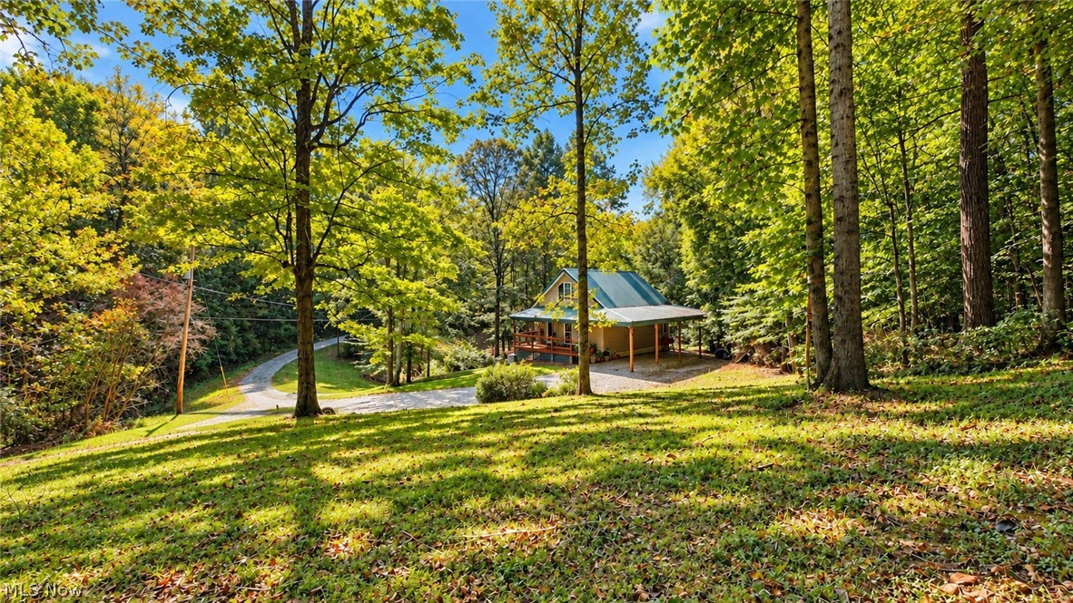 3525 Hooper Road NE Mcconnelsville OH 43756