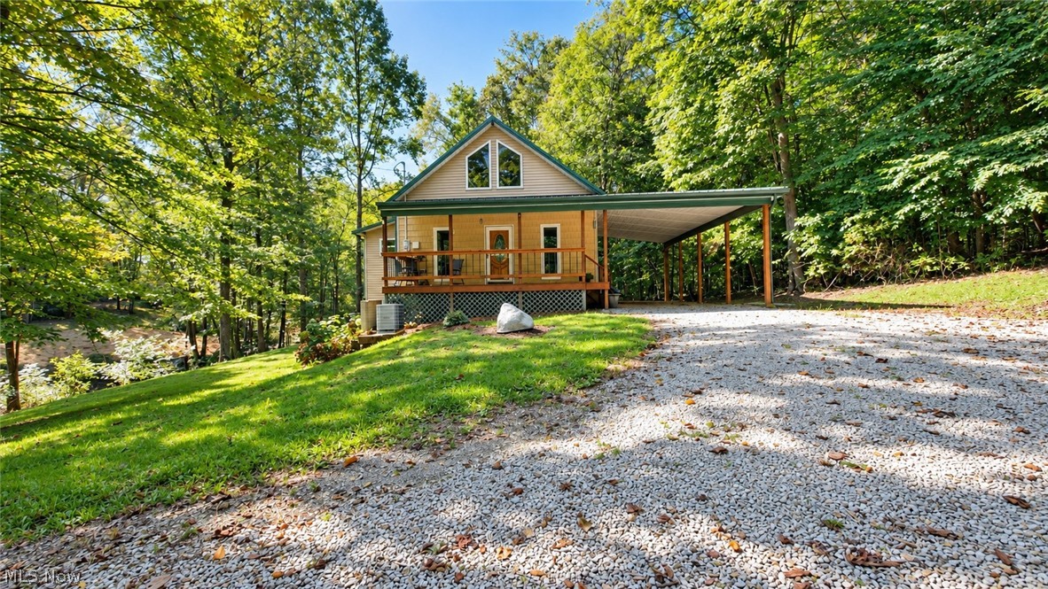 3525 Hooper Road NE Mcconnelsville OH 43756