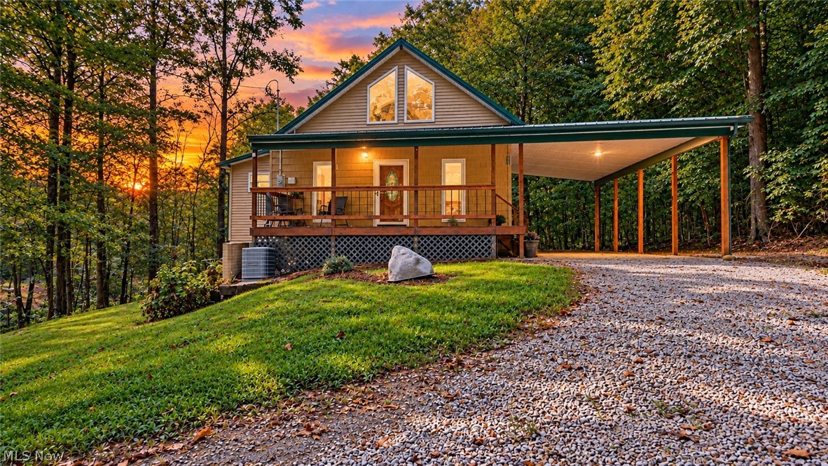 3525 Hooper Road NE Mcconnelsville OH 43756