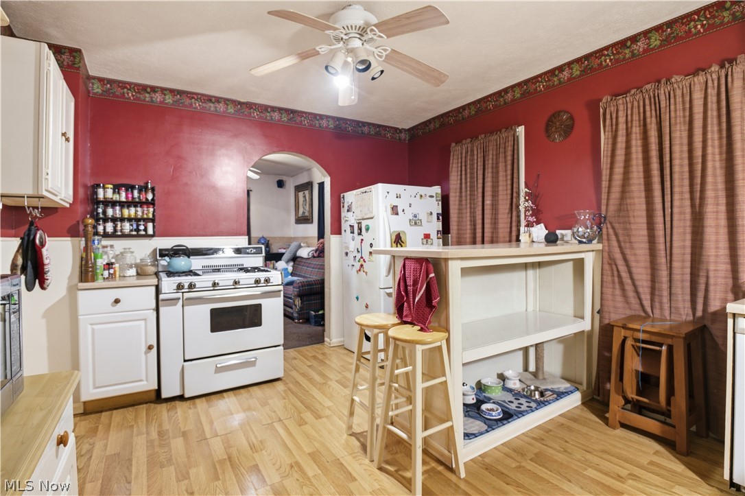 4024 E 53 Street Newburgh Heights OH 44105