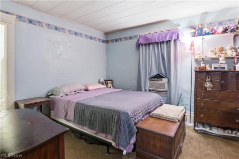 4024 E 53 Street Newburgh Heights OH 44105
