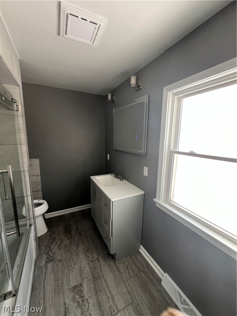 851 Wellmon Street Bedford OH 44146