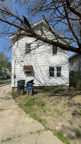1075 E 177th Street Cleveland OH 44119