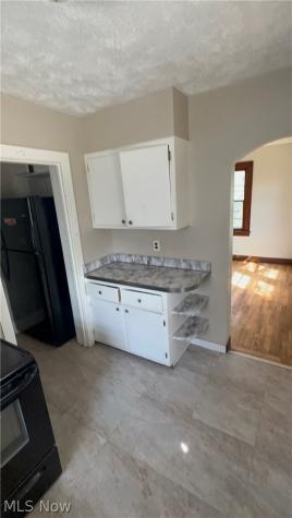 1075 E 177th Street Cleveland OH 44119