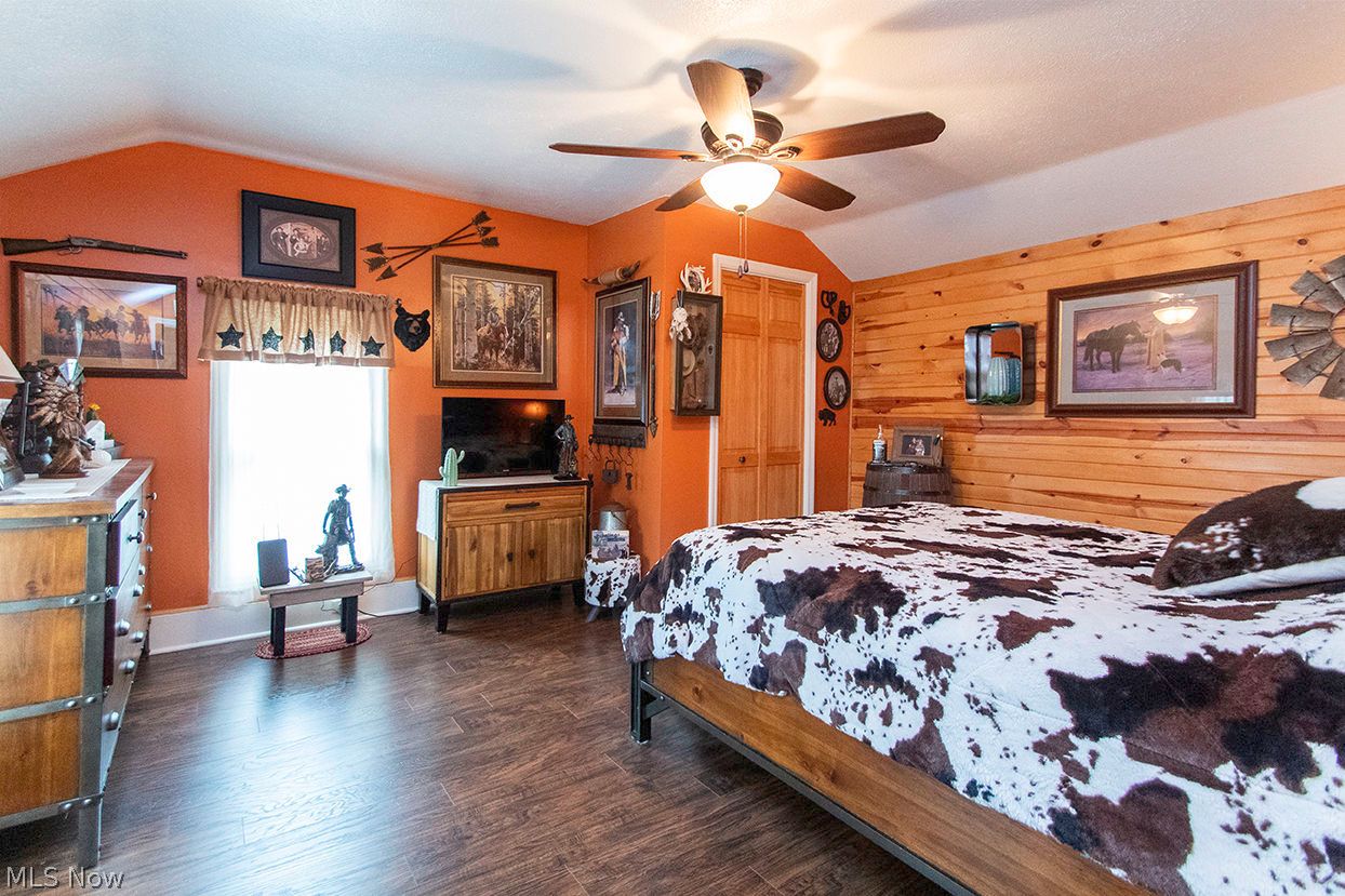4054 S Medina Line Road Norton OH 44203