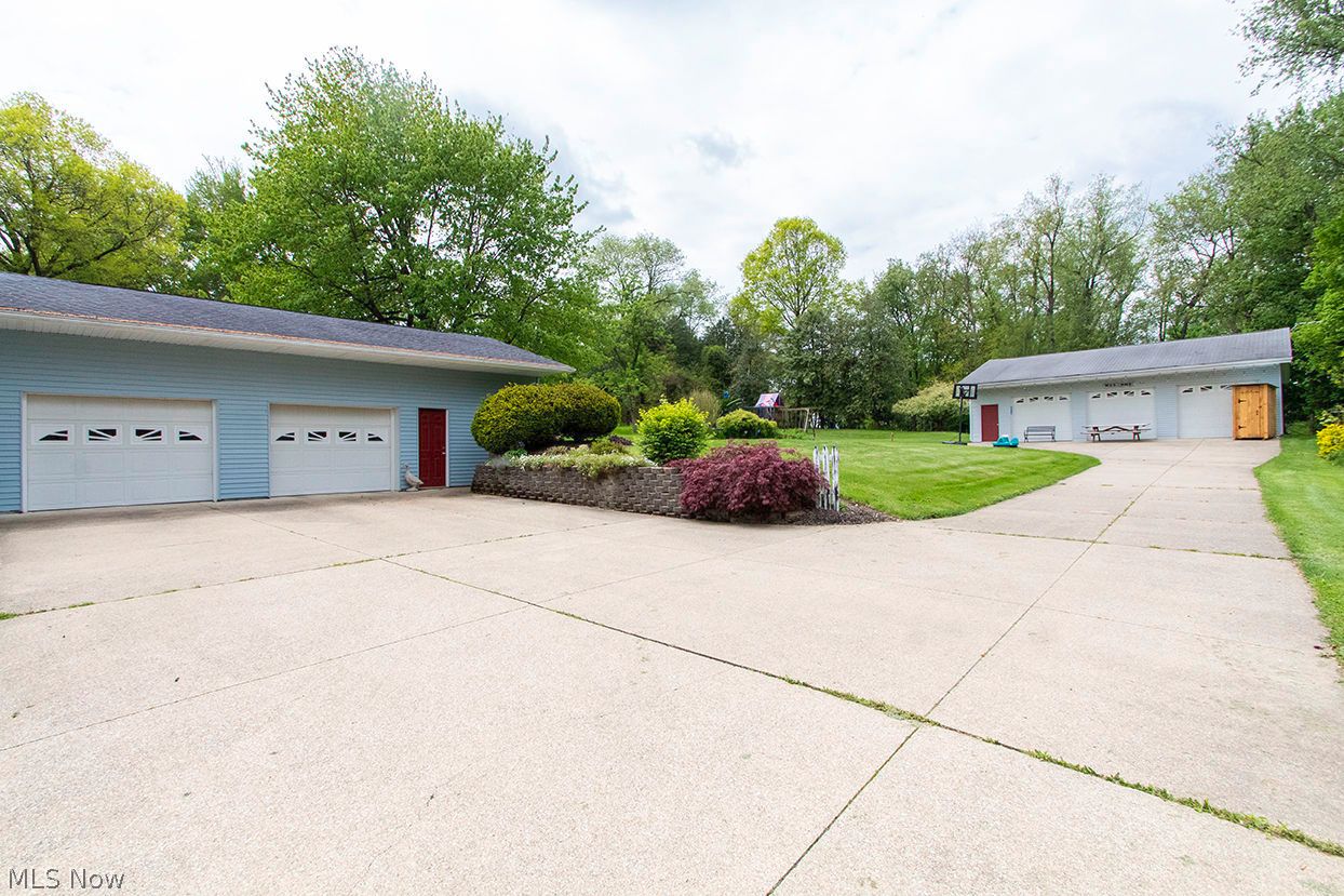 4054 S Medina Line Road Norton OH 44203