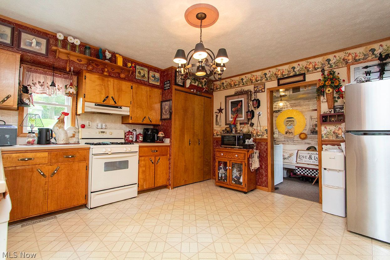 4054 S Medina Line Road Norton OH 44203