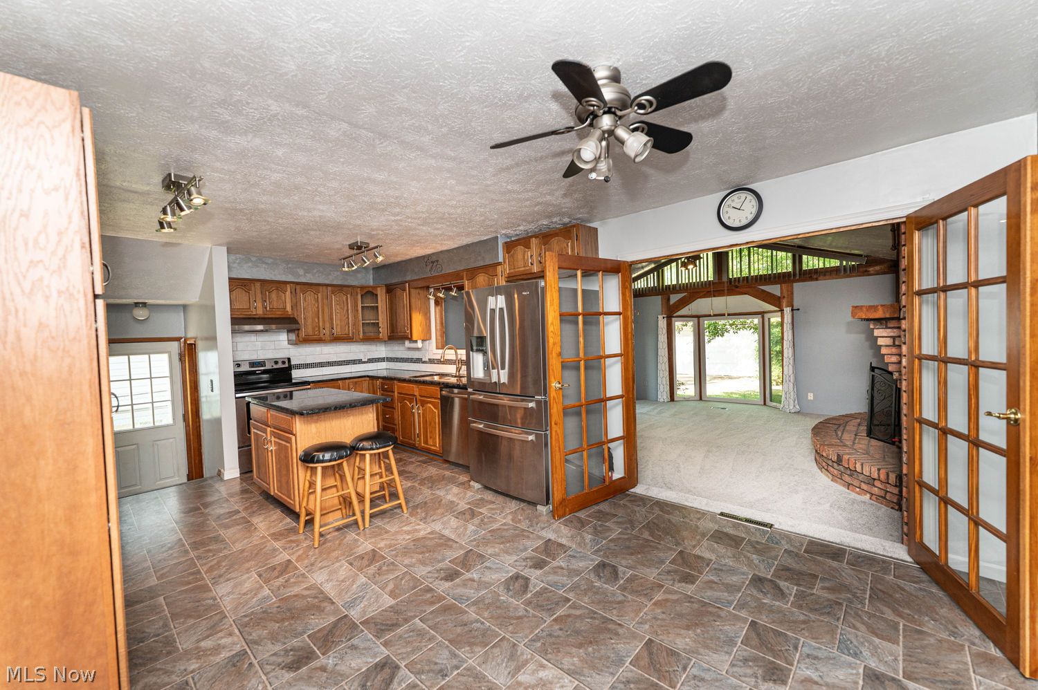 916 Center Road Eastlake OH 44095