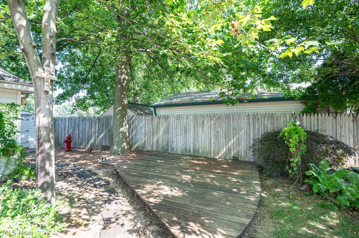 916 Center Road Eastlake OH 44095