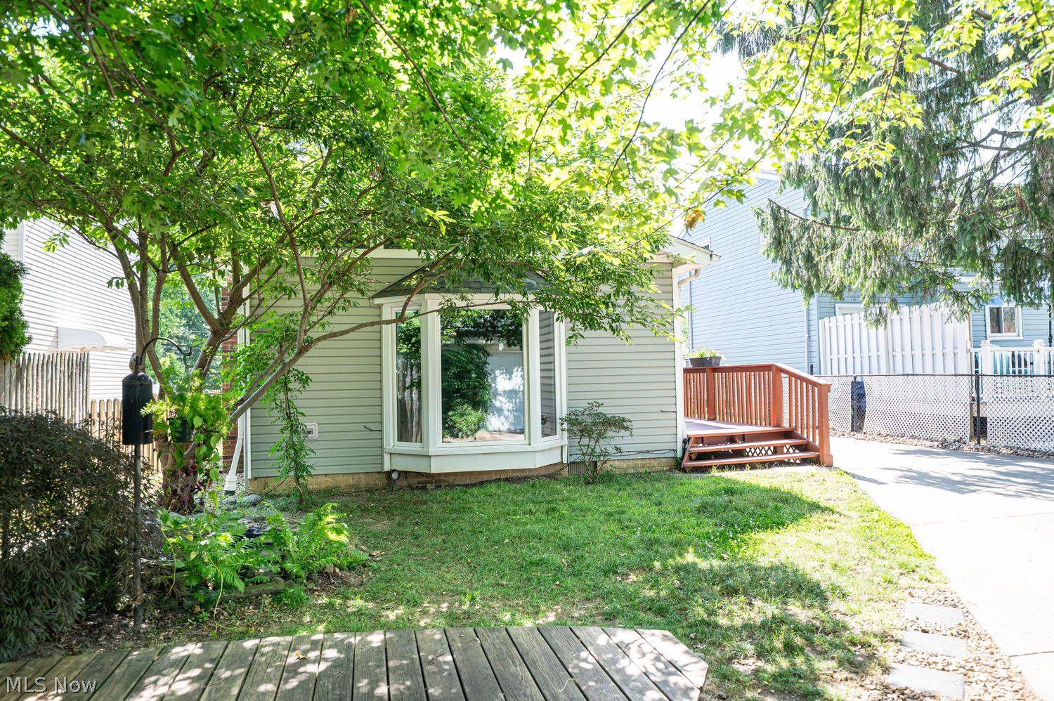 916 Center Road Eastlake OH 44095