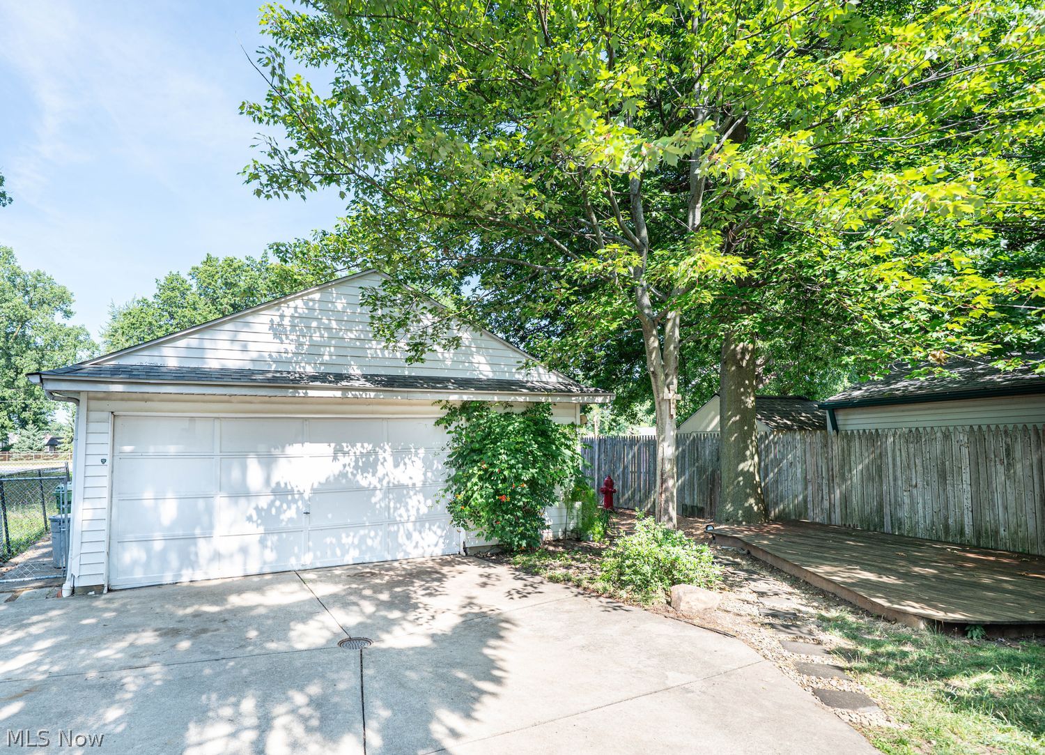 916 Center Road Eastlake OH 44095