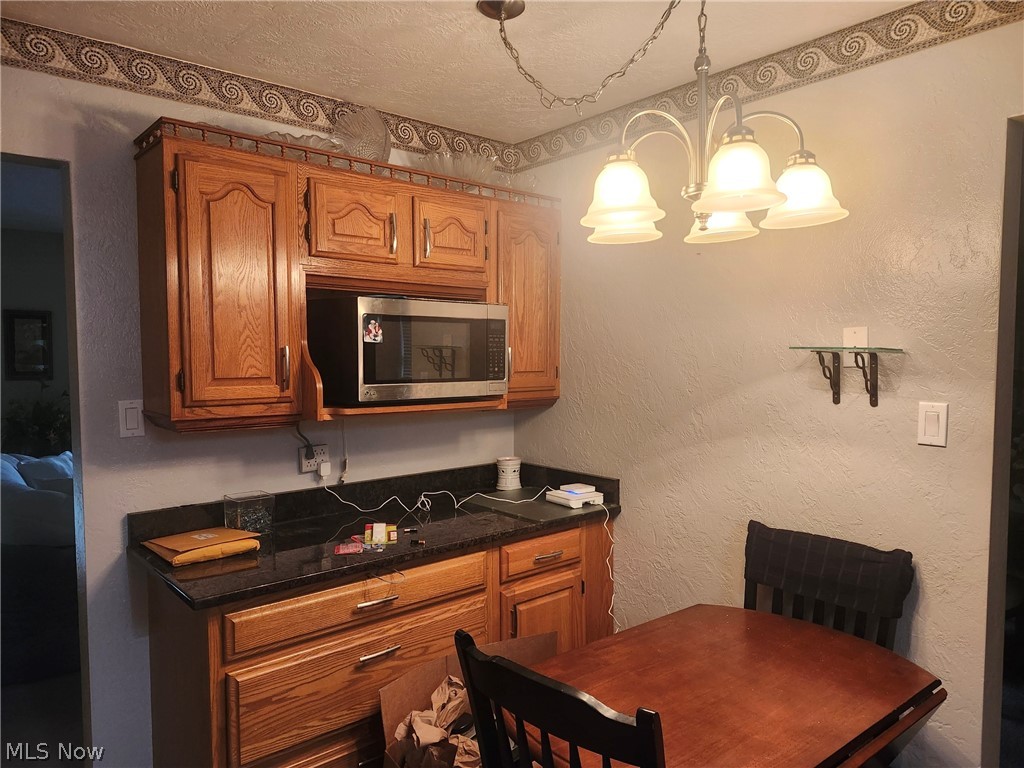 49645 Mccoy Avenue East Liverpool OH 43920
