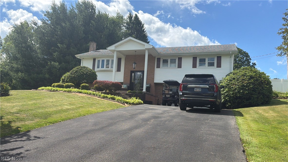 49645 Mccoy Avenue East Liverpool OH 43920