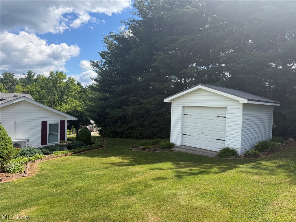 49645 Mccoy Avenue East Liverpool OH 43920
