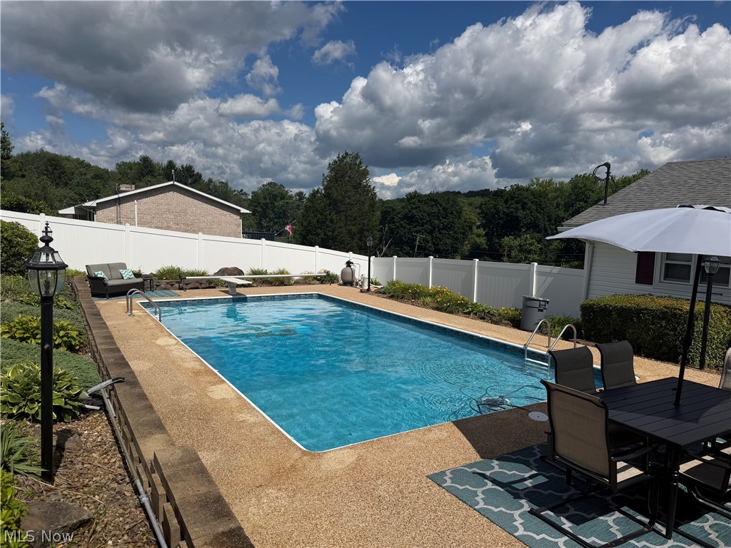 49645 Mccoy Avenue East Liverpool OH 43920