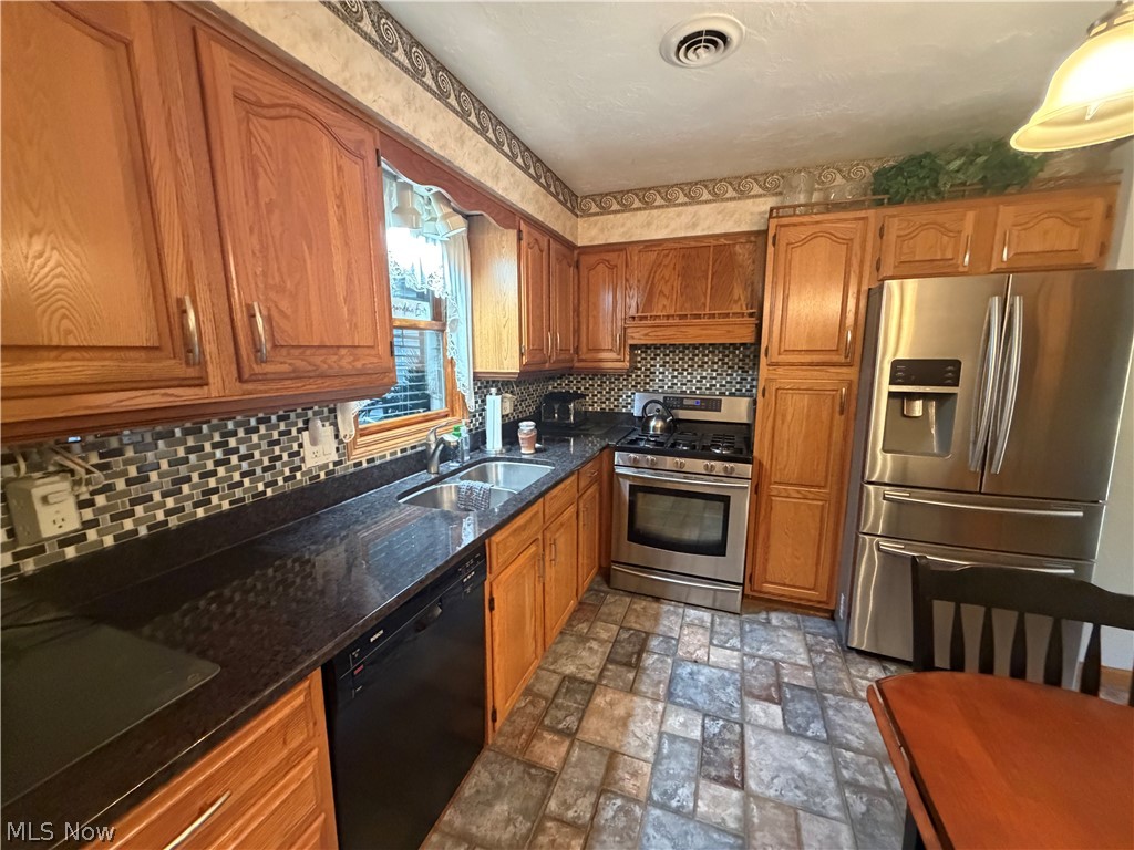 49645 Mccoy Avenue East Liverpool OH 43920