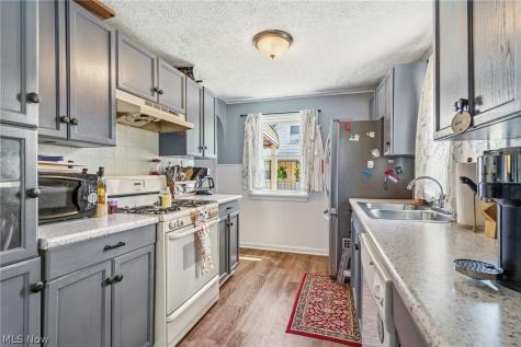 222 Genoa Avenue SW Massillon OH 44646