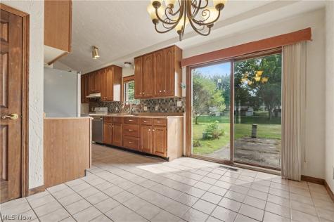 5818 Starview Circle Clinton OH 44216