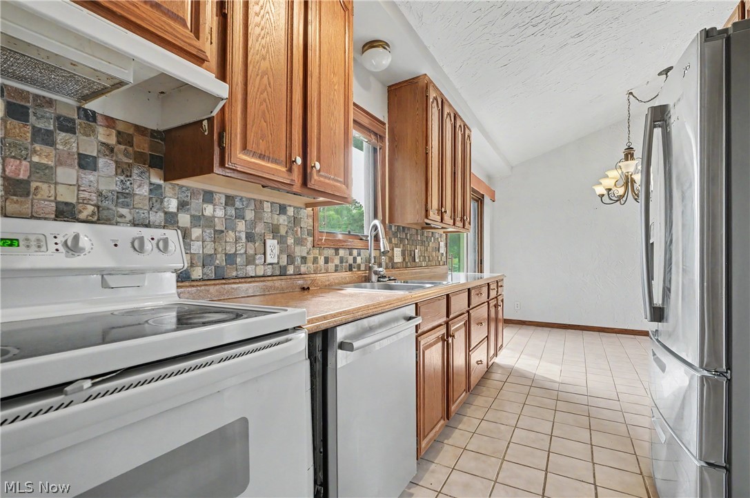 5818 Starview Circle Clinton OH 44216