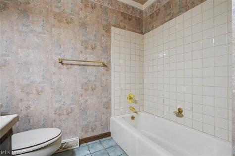 5818 Starview Circle Clinton OH 44216
