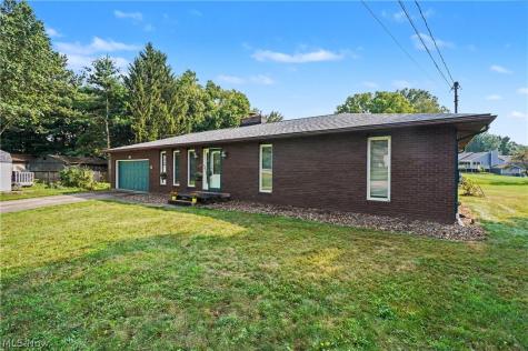 5818 Starview Circle Clinton OH 44216