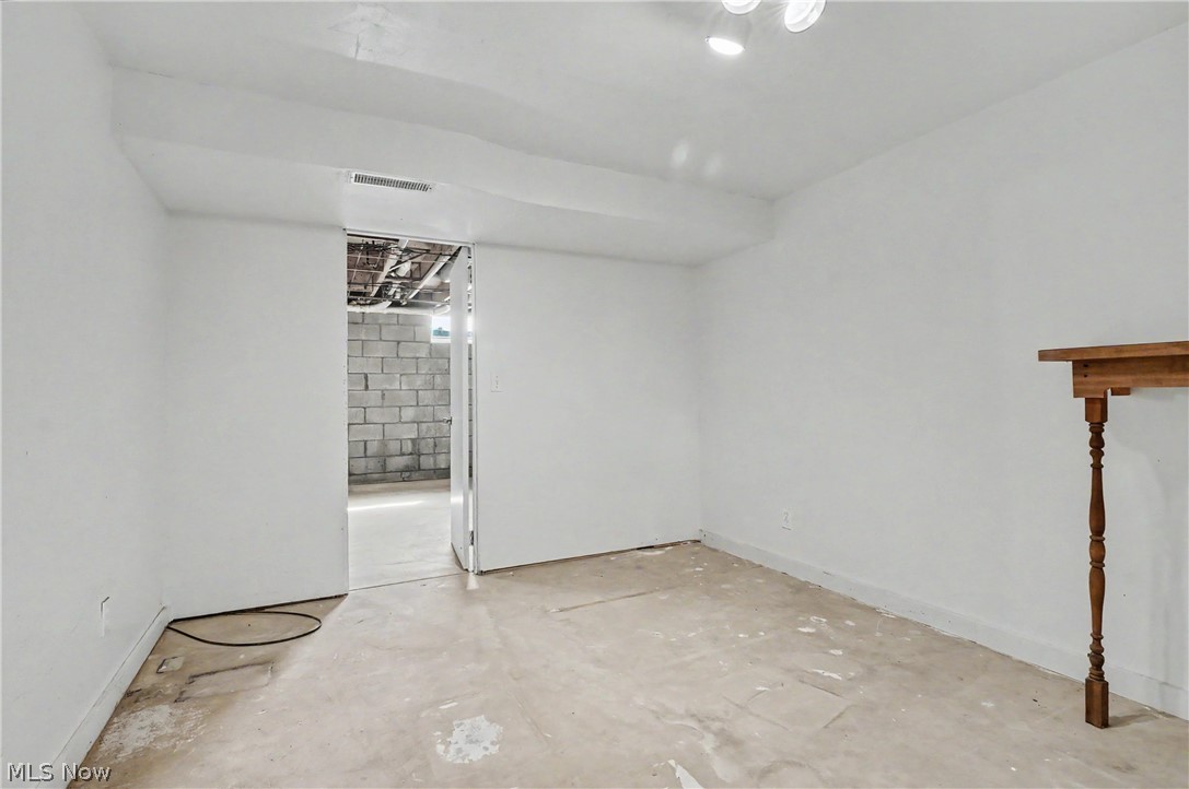 5818 Starview Circle Clinton OH 44216