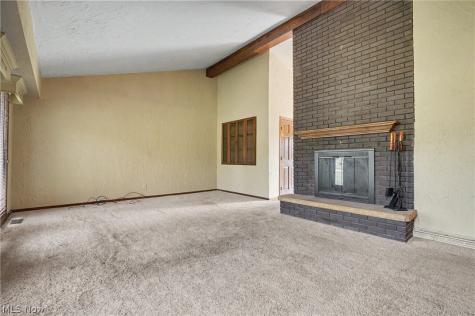 5818 Starview Circle Clinton OH 44216
