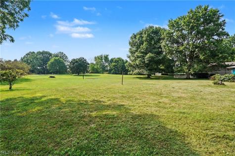 5818 Starview Circle Clinton OH 44216